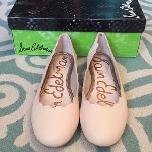 Sam Edelman Scalloped Flats